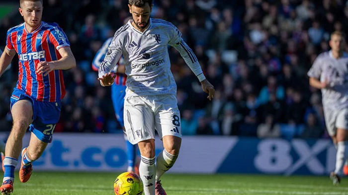 Манчестер Юнайтед прервал беспроигрышную домашнюю серию Кристал Пэлас