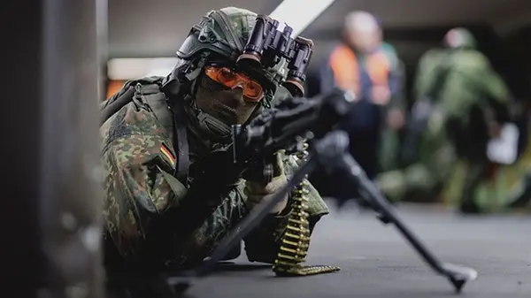 В Германии с грузовика украли 20 тысяч боеприпасов Бундесвера