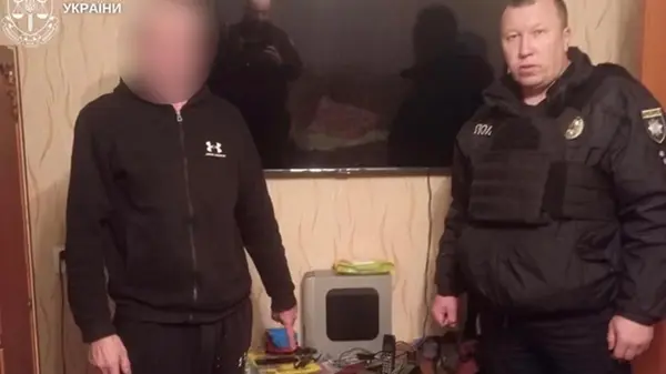 В Сумах 60-летний мужчина стрелял из окна по детям