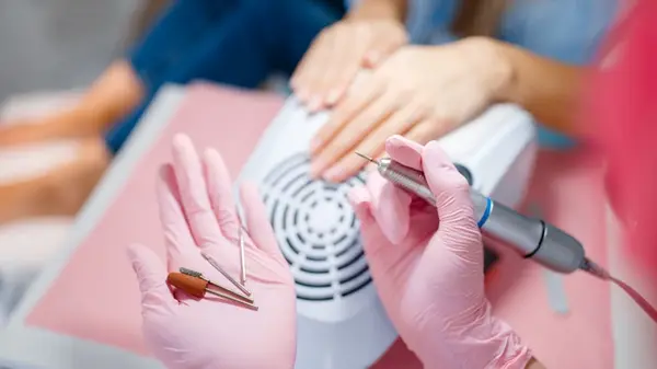 Аппаратный маникюр как новый стандарт сервиса