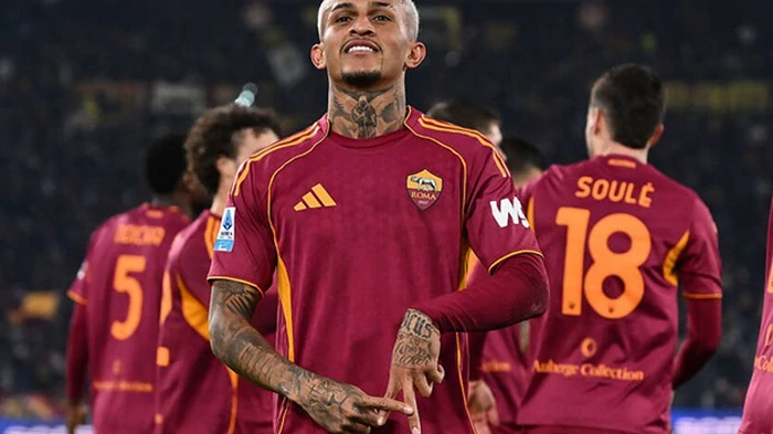 Рома справилась без Довбика, минимально обыграв Комо