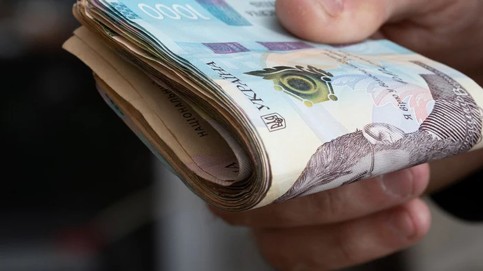 Зарплаты украинцев будут расти в 2026 году: Нацбанк назвал главную причину