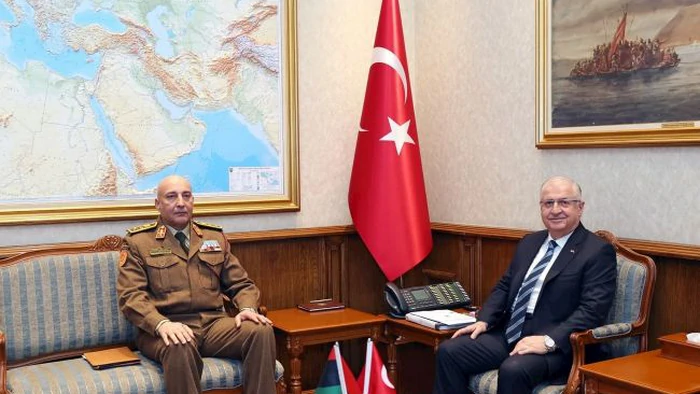 В Турции разбился самолет, на борту которого был начальник Генштаба Ливии