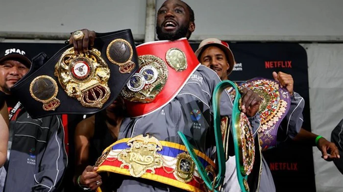 Признание сезона: Кроуфорд стал боксером года по версии BoxingScene