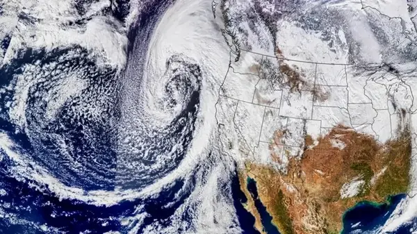 Погода во всем мире изменится: атмосферные реки существенно сместились (видео)