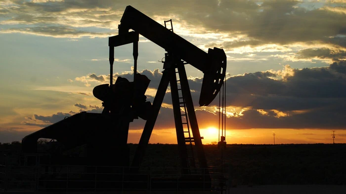 Протесты в Иране и угрозы Трампа повлияли на нефть: как изменилась цена