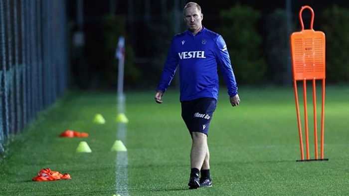 Бывший тренер Ливерпуля по аутах начал работу в Арсенале