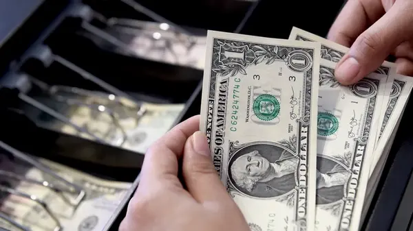 Доллар снова вырастет? Банкир дал прогноз по курсу на середину января