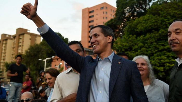 Гуайдо заявил, что оппозиция в Венесуэле готова бороться за власть