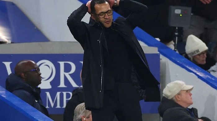 Новый тренер Челси считает, что проблема команды заключается в защитниках