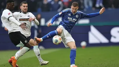 Дебют с рекордом: Джеко отличился за Шальке