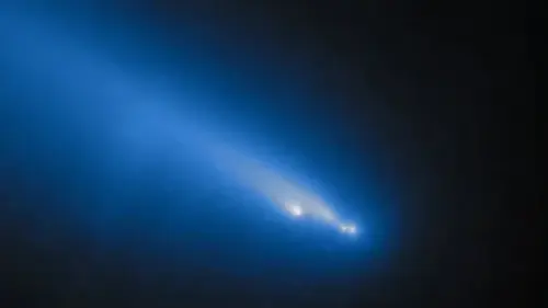 Новая комета ATLAS так и не долетела до Земли: куда она делась (видео)