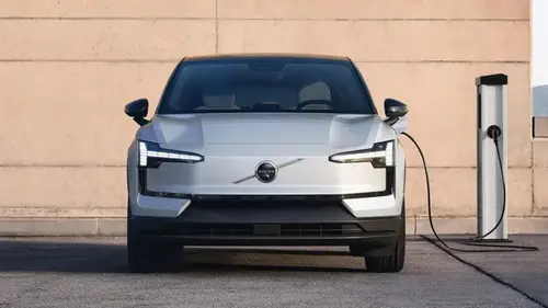 Будут дешевле авто с ДВС: CEO Volvo прогнозирует скорое снижение стоимости электрокаров