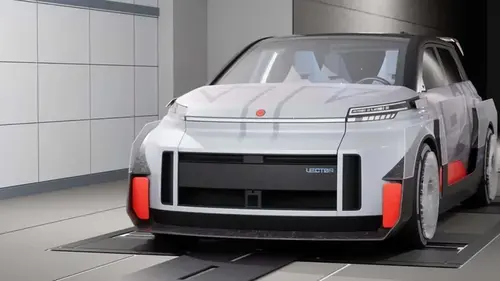 В Канаде создали мощные электромобили с запасом хода до 1500 км (фото)