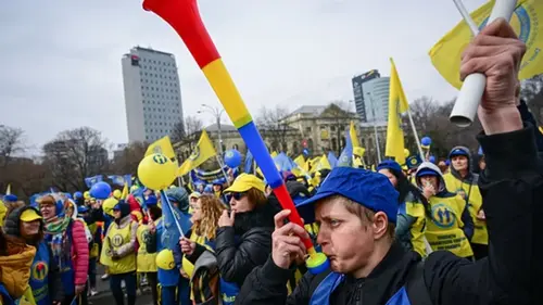 В Румынии более 1500 мэрий объявили страйк из-за правительственной реформы