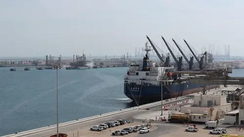 На Ближнем Востоке прекращают работу нефтяные и газовые объекты