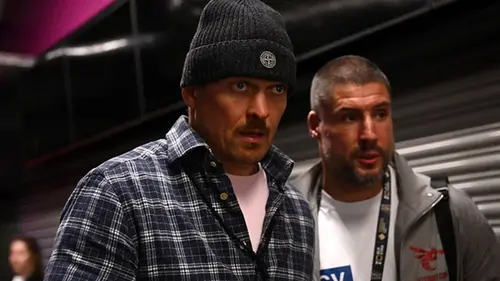 Усик оценил величие своего соперника на титульный бой