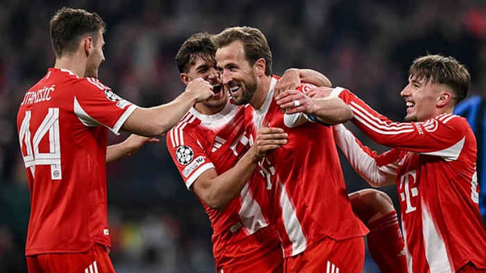 Форвард Баварии повторил легендарный рекорд Месси в Лиге чемпионов