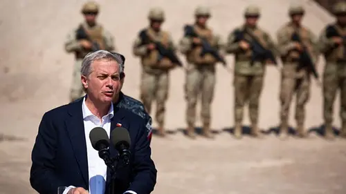 «Защита от нелегалов»: Чили начала рыть ров на границе с Перу