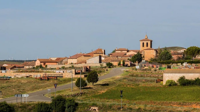 В Испании можно поселиться в деревне и получить дом бесплатно: что для этого нужно