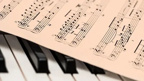 Ноты 19 века стали неразрешимой загадкой: никто не знает, как должна звучать старая музыка