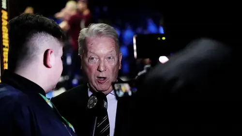 Промоутер планирует громкий поединок Усика против новой звезды