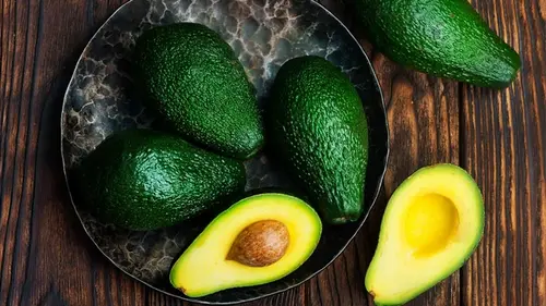 Как авокадо влияет на кожу: диетолог назвала 5 преимуществ этого фрукта для здоровья