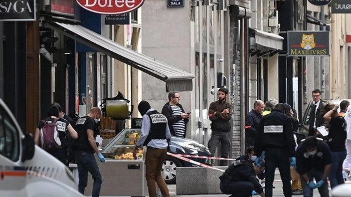 Взрыв в Лионе: полиция задержала подозреваемого