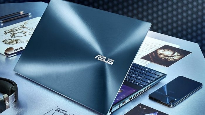 Asus показала ноутбук с двумя 4K-экранами и игровой видеокартой (фото)