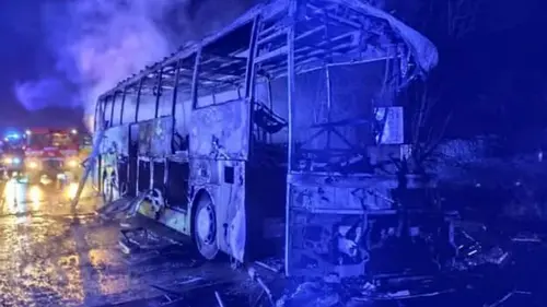 В Словакии сгорел автобус, который перевозил домой жителей Закарпатья