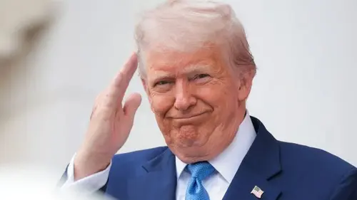 США снова взялись за Гренландию? Спецпредставитель Трампа впервые посе...