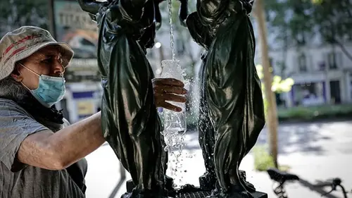 Во Франции температура достигла 37°C в мае