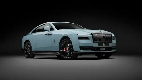 Роскошь и запас хода более 600 км: представлен новый электрокар Rolls-...