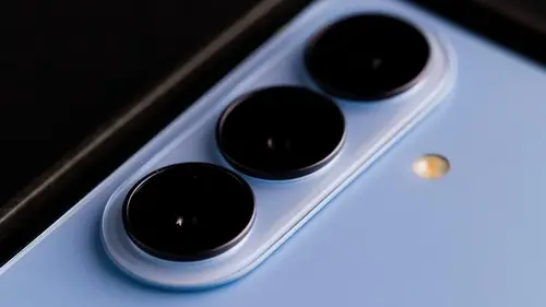 Новый флагманский смартфон Samsung S27 разочаровал пользователей еще до выхода