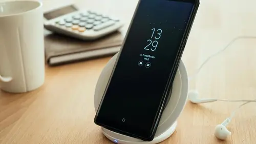 Samsung несподівано оновила старі популярні смартфони: кому пощастило