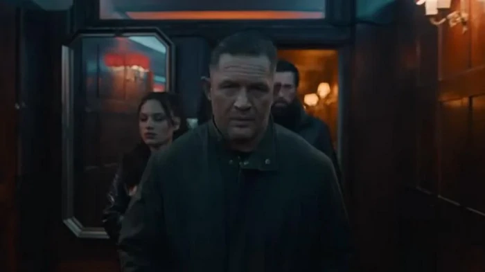 На фоне слухов об увольнении Тома Харди: вышел трейлер 2 сезона криминального сериала «Мобленд»