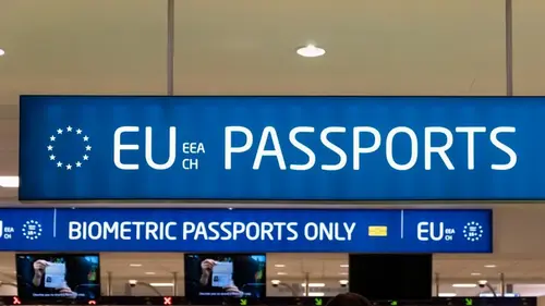 ЕС отложит введение новых правил въезда из-за хаоса в аэропортах, – FT