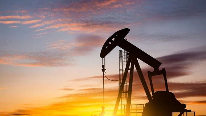 Страны ОПЕК+ увеличивают добычу нефти