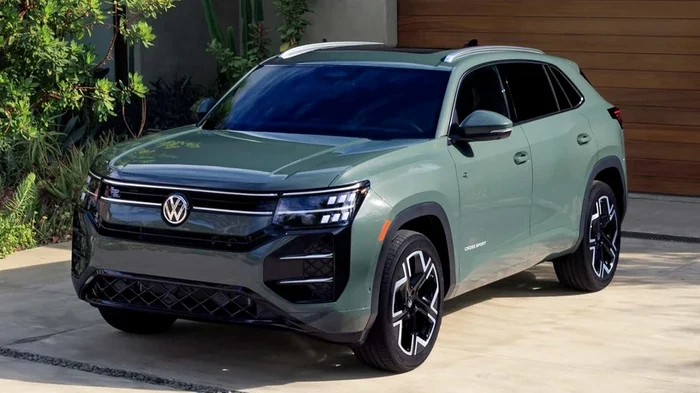 Альтернатива Touareg: Volkswagen презентовал большой кроссовер в спортивном стиле (видео)