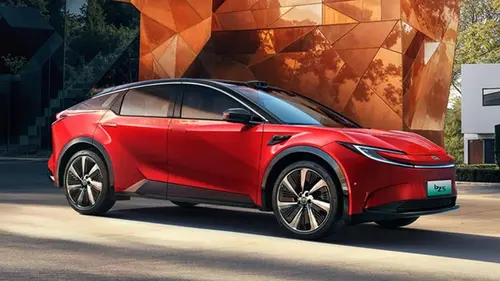 Toyota впервые будет производить электромобиль в Китае