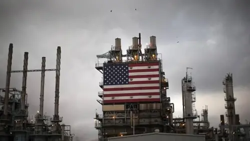 Стратегический запас нефти США упал до минимума за более чем 40 лет