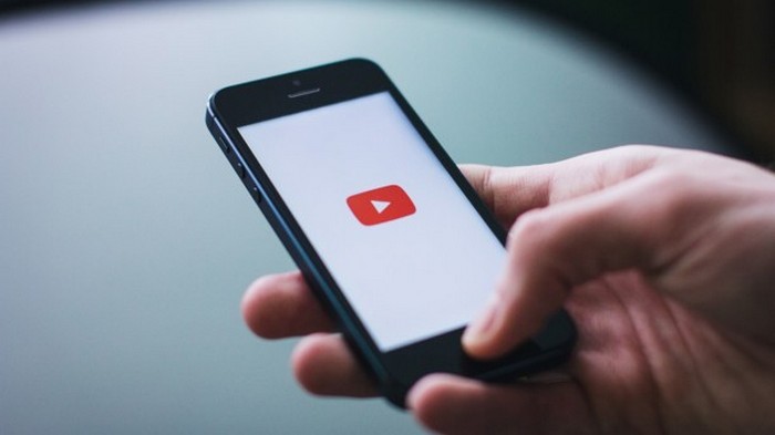 YouTube улучшит качество более тысячи видеоклипов известных исполнителей