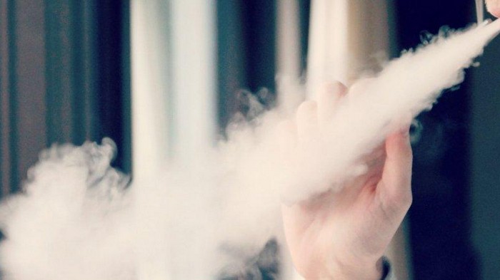 Минздрав разработал законопроект для борьбы с курением: что предлагают запретить