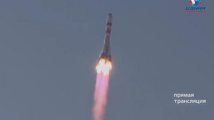 Россия запустила ракету Союз с грузом для МКС (видео)