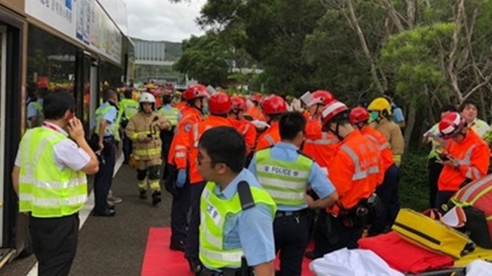 Два автобуса столкнулись в Китае: почти 80 пострадавших