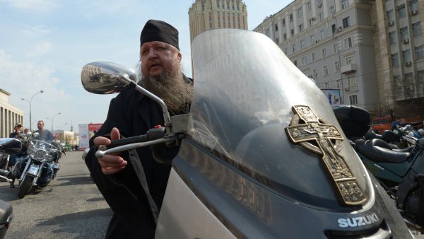 В России решили узаконить нарушение закона священниками
