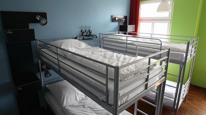 В Украине запретили хостелы в жилых домах