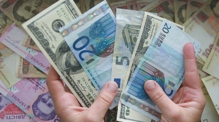 Выросли денежные переводы в Украину