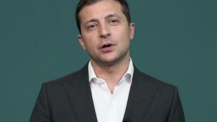 Зеленский обратился к украинцам из-за коррупции (видео)
