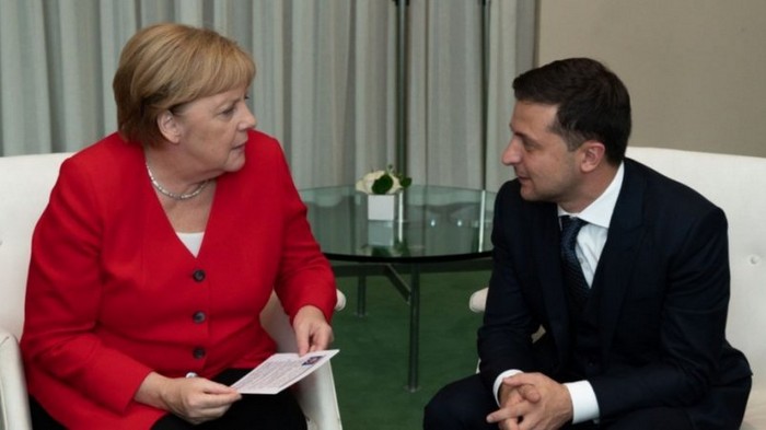 Германия не изменит позицию по Украине, несмотря на критику в разговоре Трампа с Зеленским